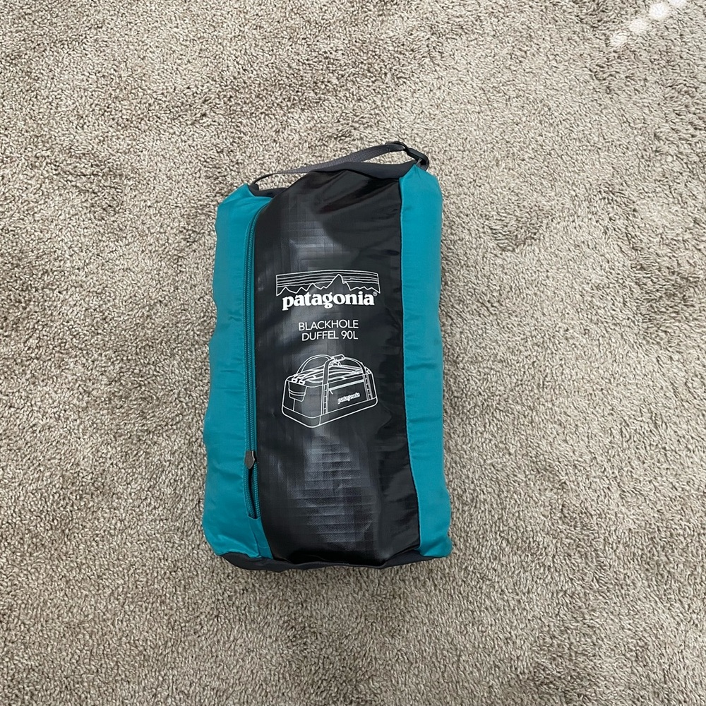 Patagonia Discontinued Blackhole Duffel 90L